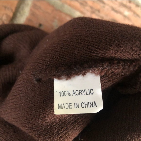 Detroit Brown Embroidered Cuffed Beanie Winter Knit Hat Size OS - Picture 3 of 3